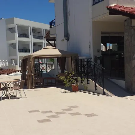 Lägenhetshotell Bright Star 4*