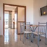 Bright Star Aparthotel