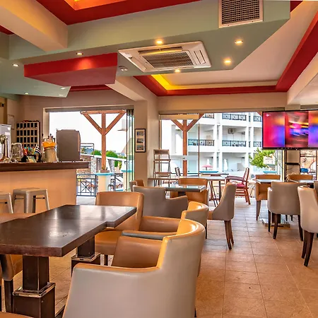 Aparthotel Bright Star