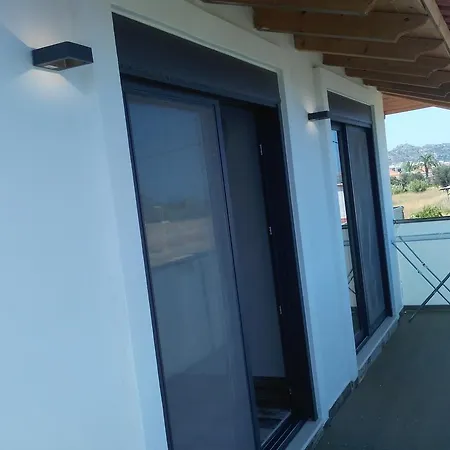 Hotel de apartamente Bright Star 3*