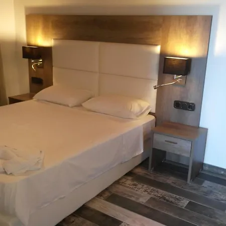 Bright Star Hotel de apartamente