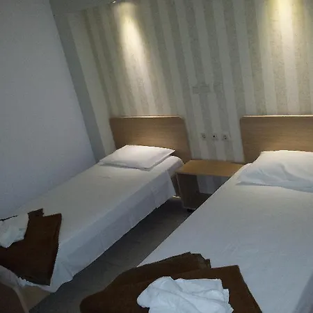 Bright Star Lejlighedshotel 3*